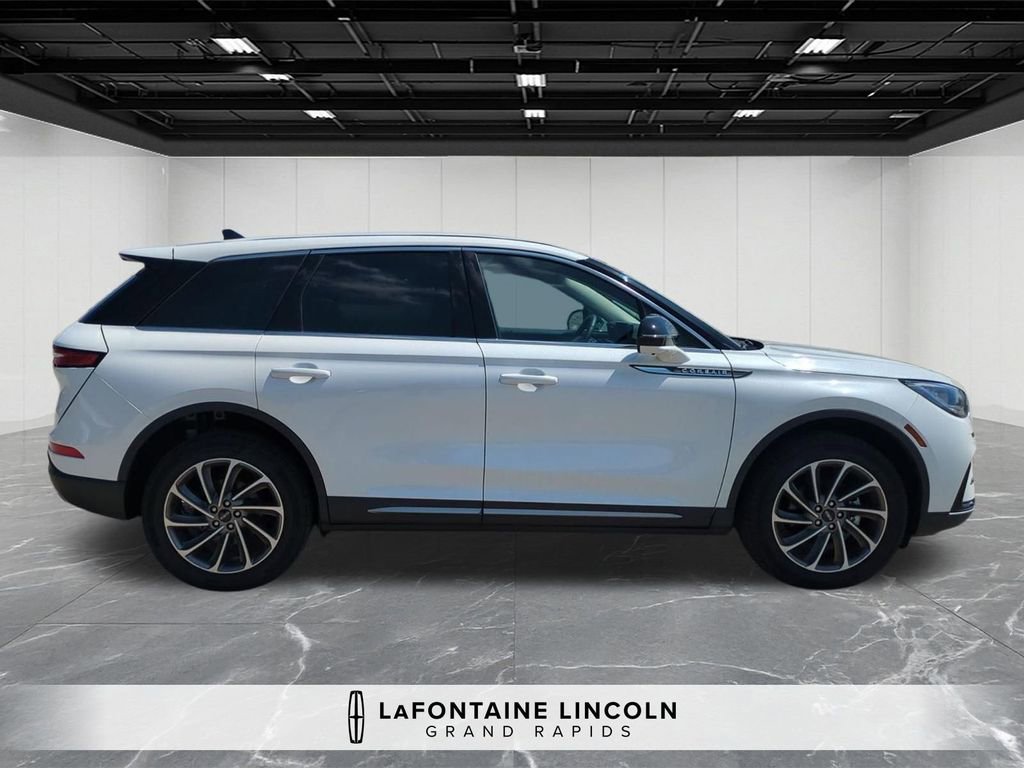 Certified 2024 Lincoln Corsair AWD w/ Equipment Group 101A image 6