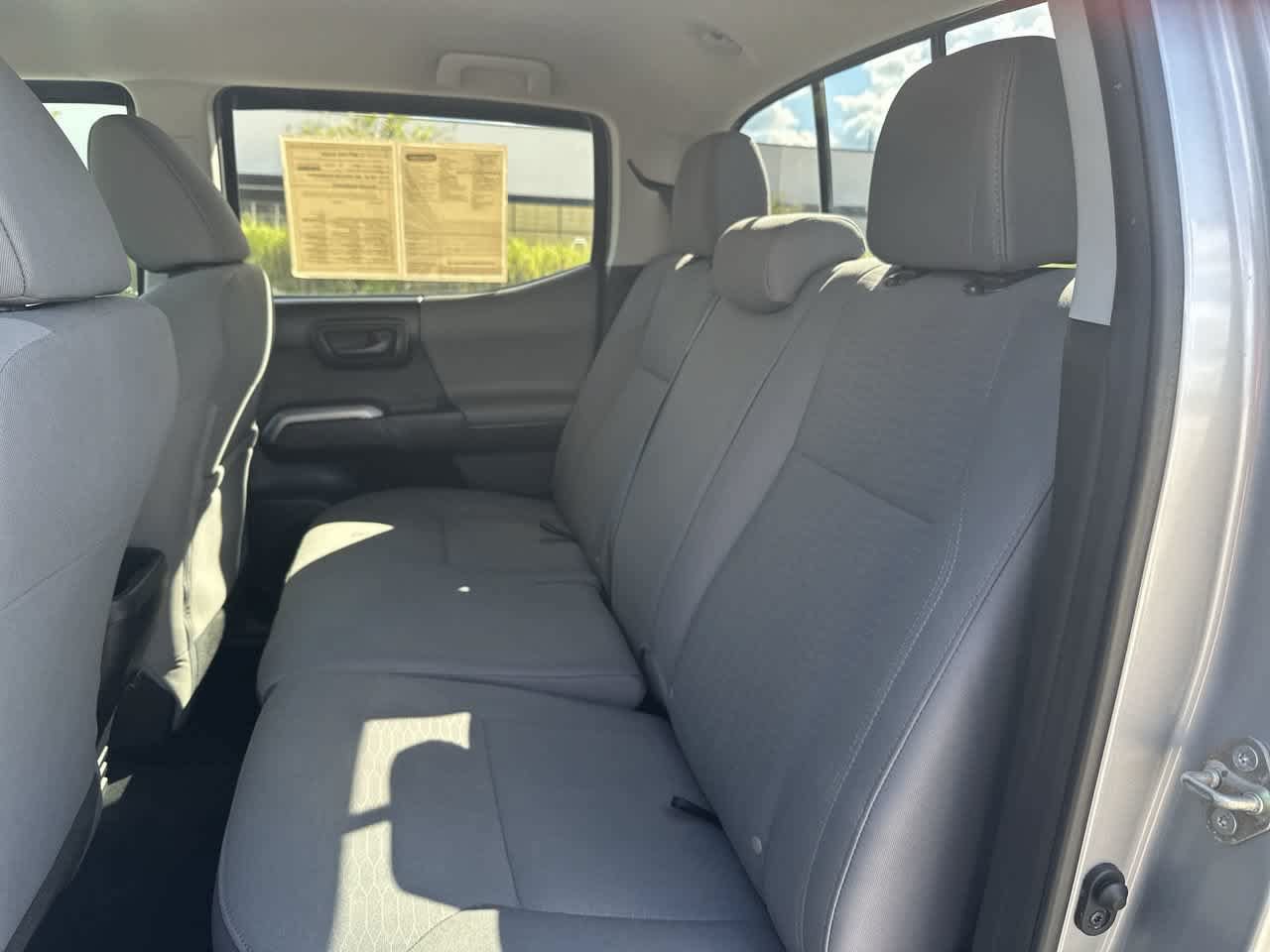 Used 2019 Toyota Tacoma SR5 RWD image 19