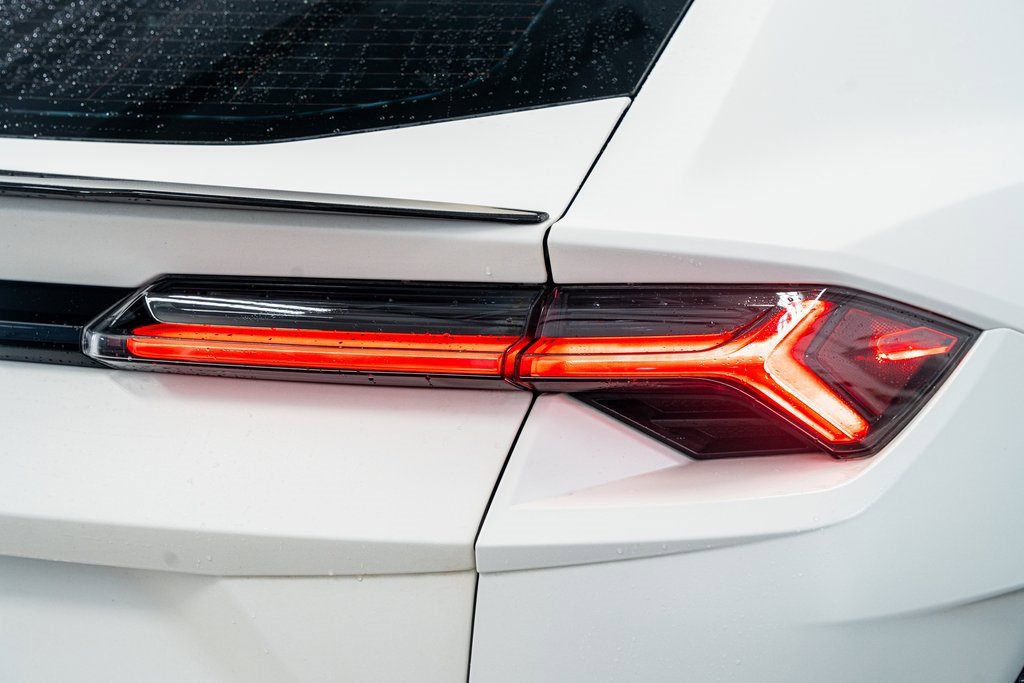 Used 2024 Lamborghini Urus Performante image 32