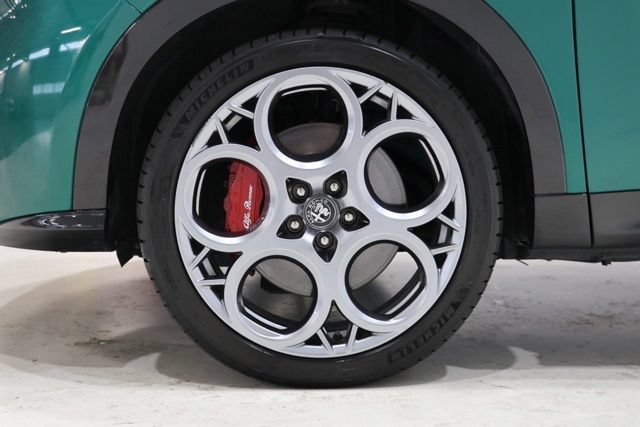 Used 2024 Alfa Romeo Tonale Ti AWD/4WD image 9