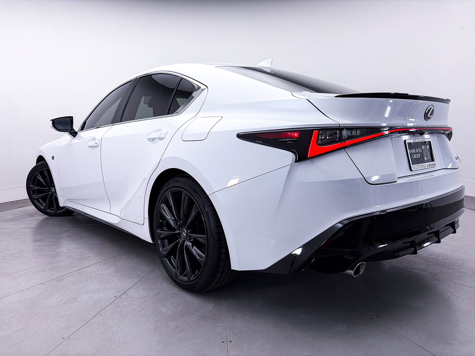 Used 2024 Lexus IS 350 F Sport RWD image 2