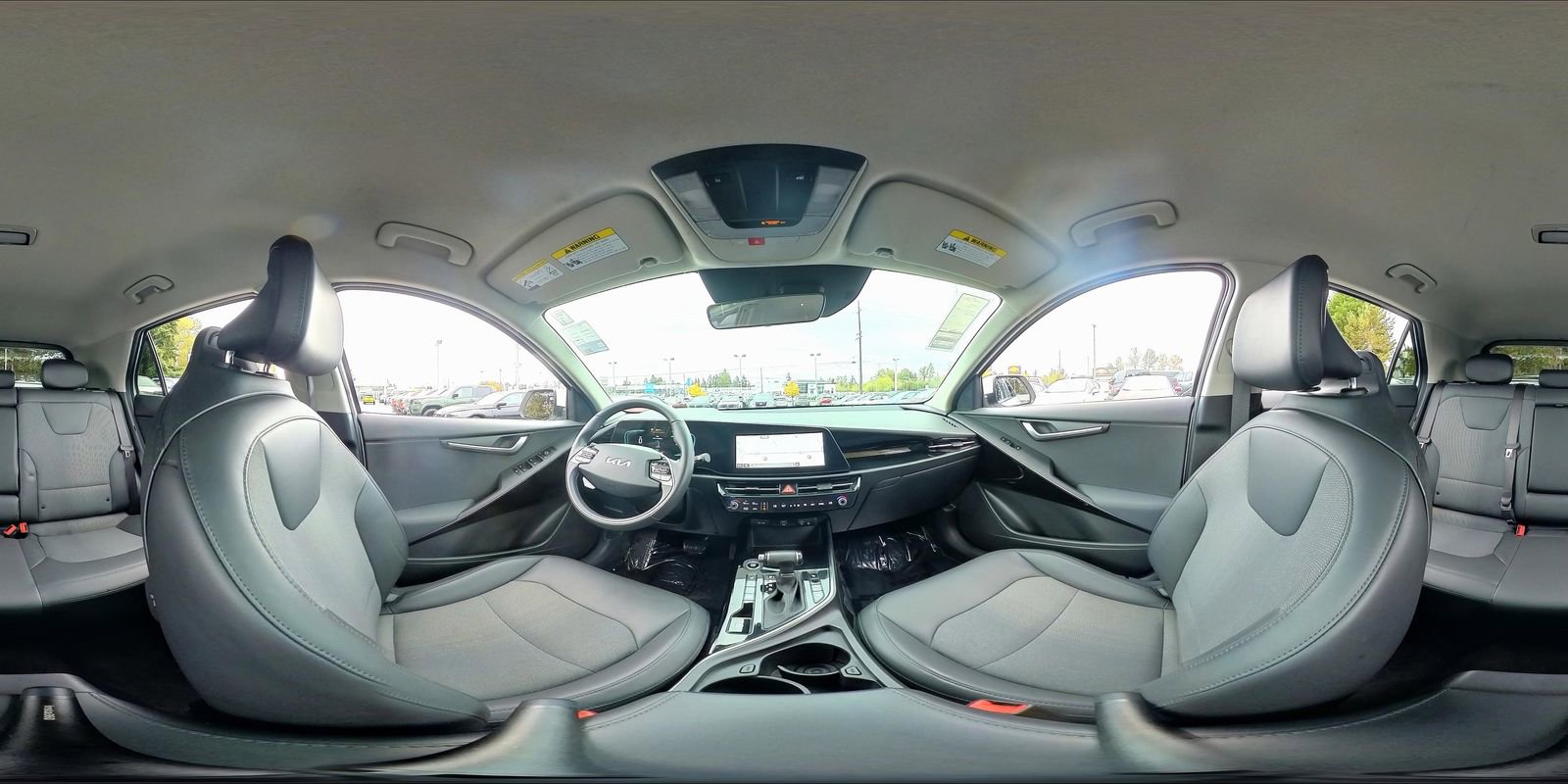 Used 2023 Kia Niro EX image 35