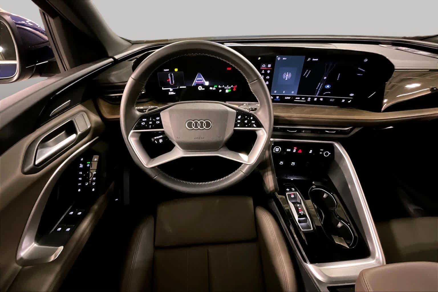 Used 2025 Audi Q5 Premium Plus AWD/4WD image 6