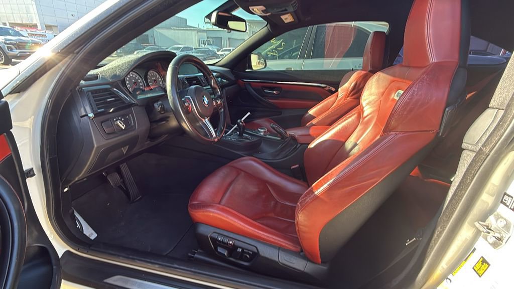 Used 2015 BMW M4 Base image 4