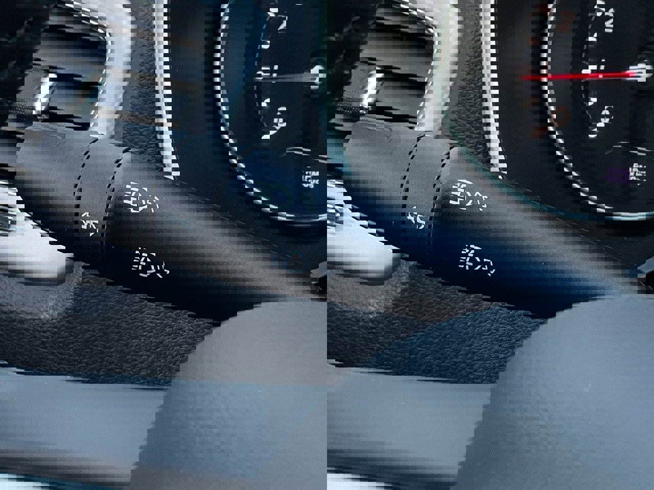 Used 2020 Jeep Compass Sport w/ Cold Weather Group image 25