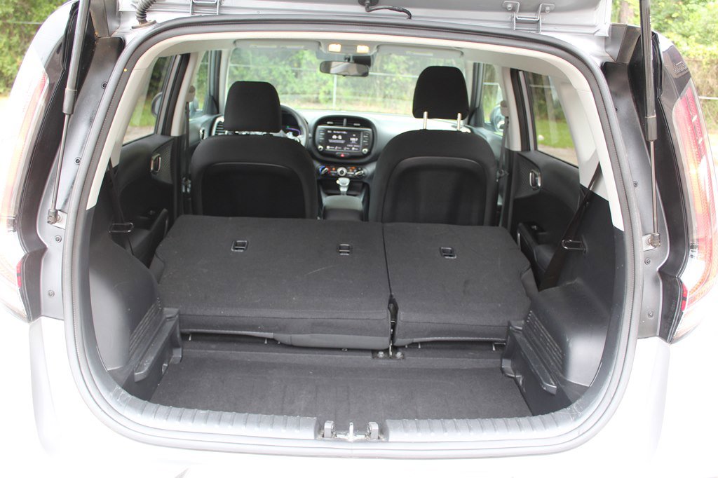 Used 2024 Kia Soul LX w/ Option Group 015 image 18