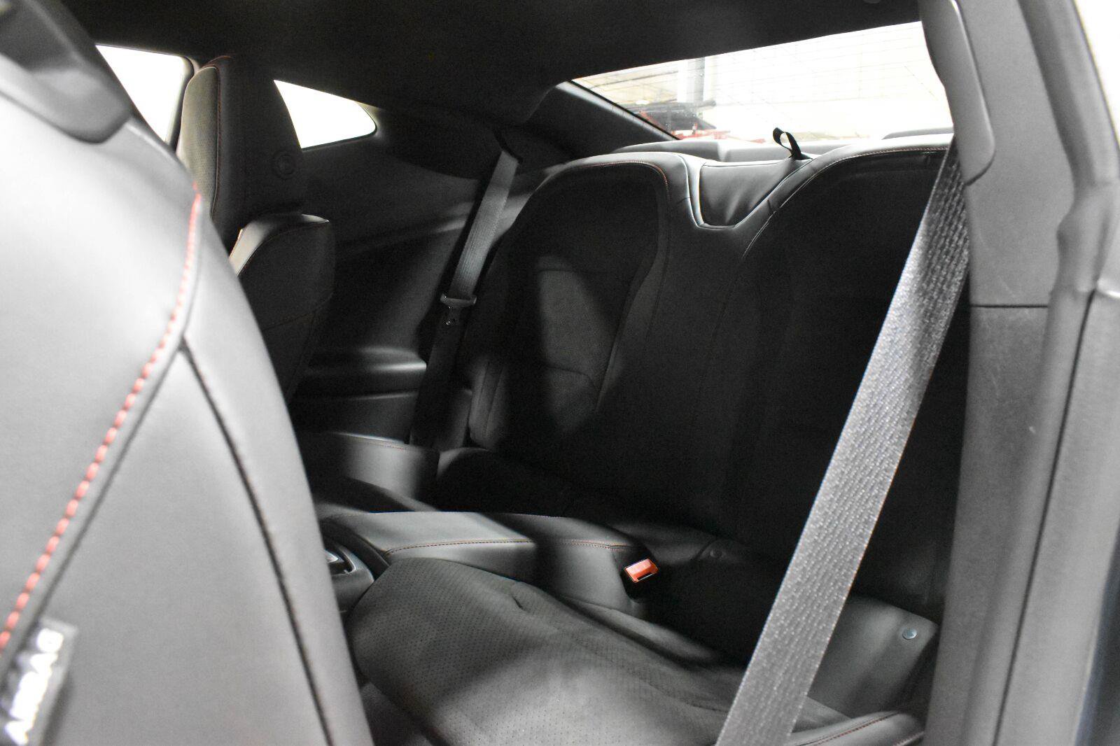 Used 2022 Chevrolet Camaro ZL1 RWD image 4