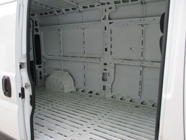 Used 2023 RAM ProMaster 2500 image 5