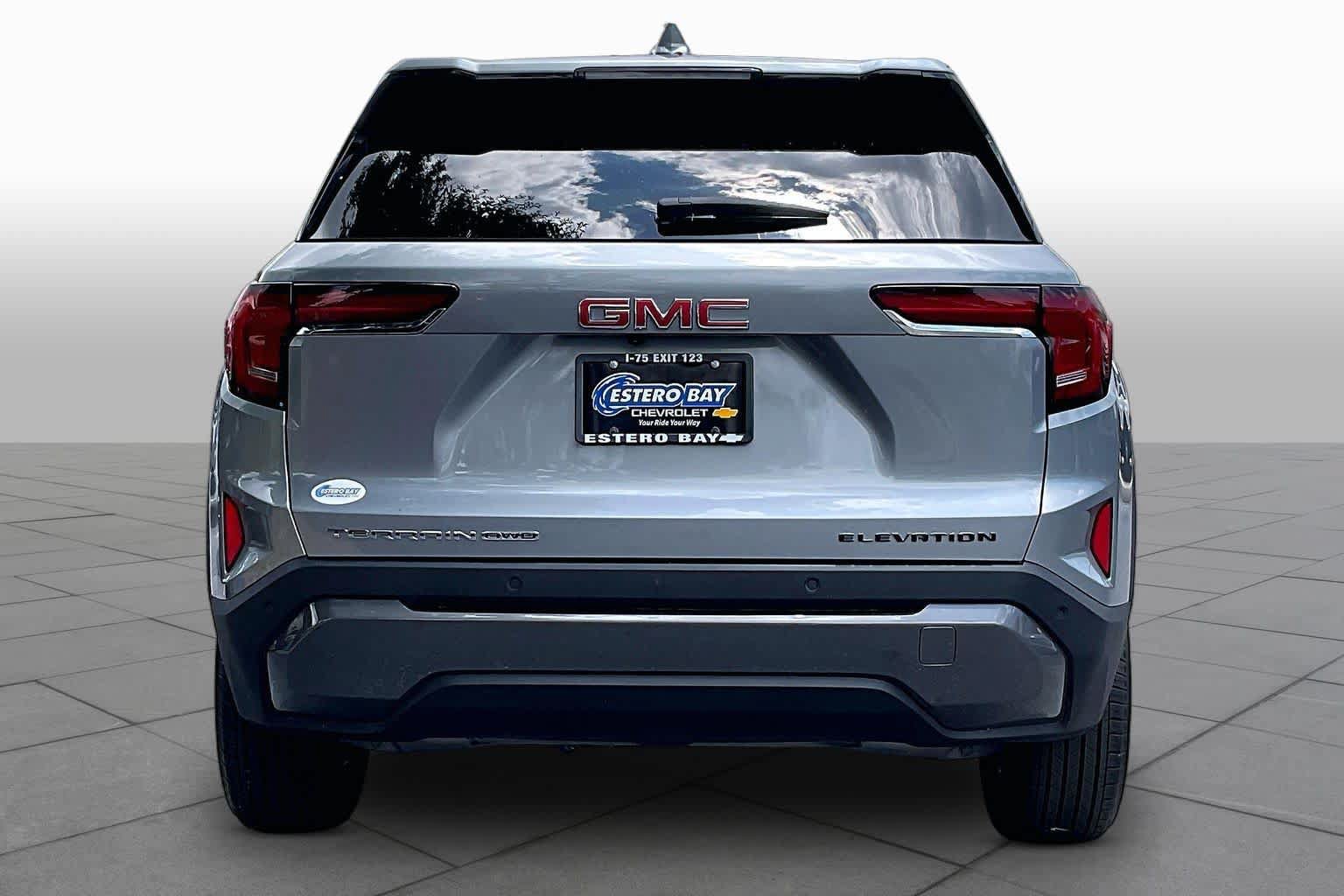 Used 2026 GMC Terrain Elevation AWD/4WD image 5