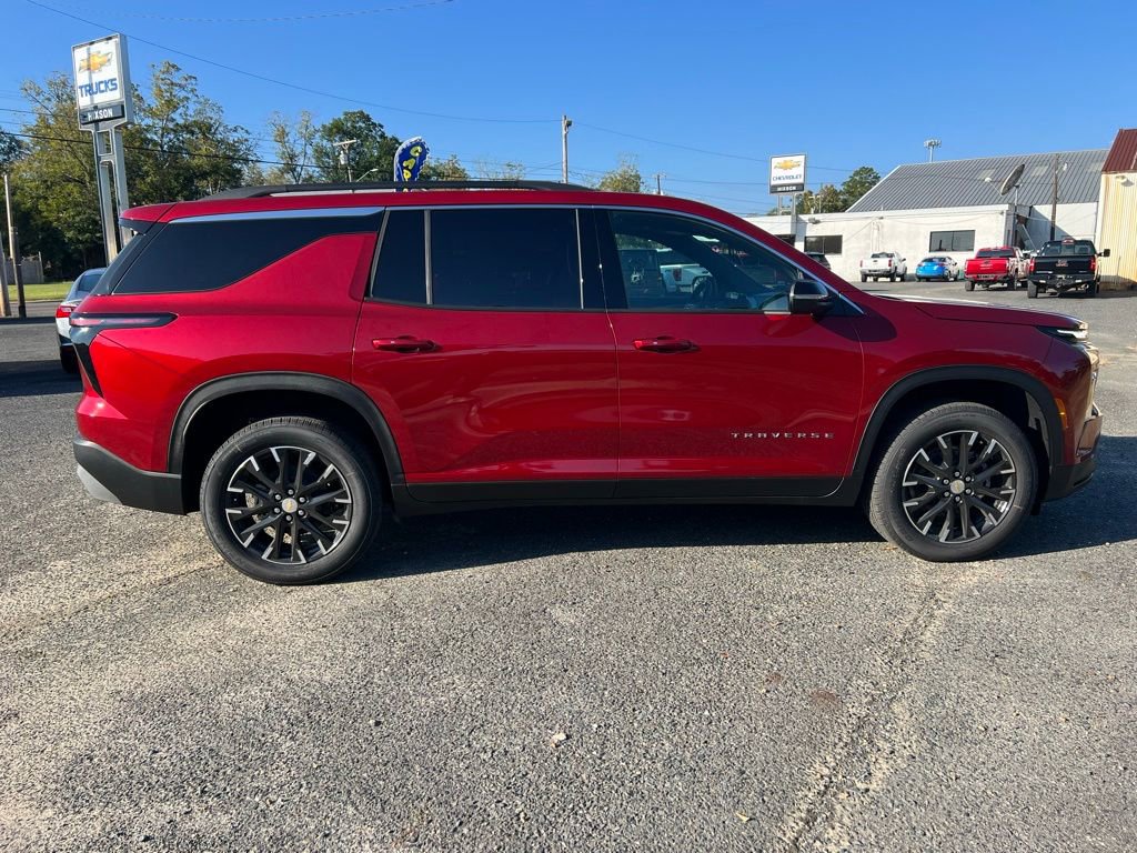 New 2026 Chevrolet Traverse LT image 7