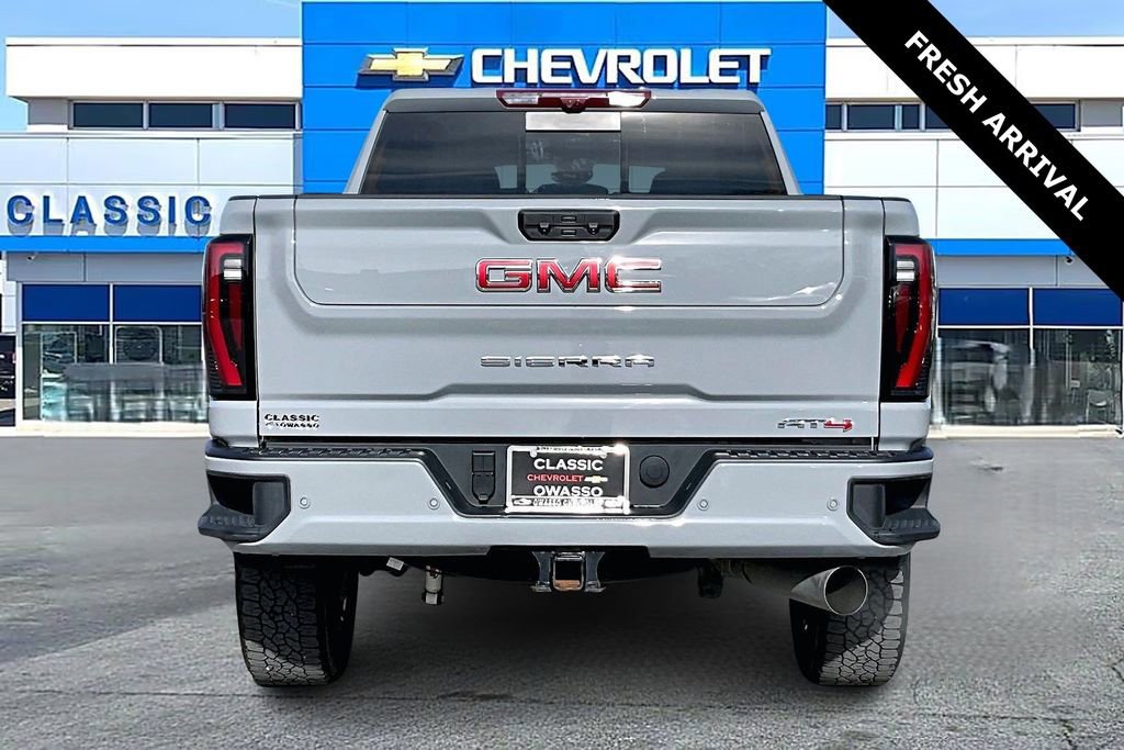 Used 2025 GMC Sierra 2500 AT4 w/ AT4 Premium Plus Package image 6