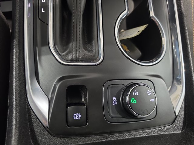 Used 2018 Chevrolet Traverse LT AWD/4WD image 16