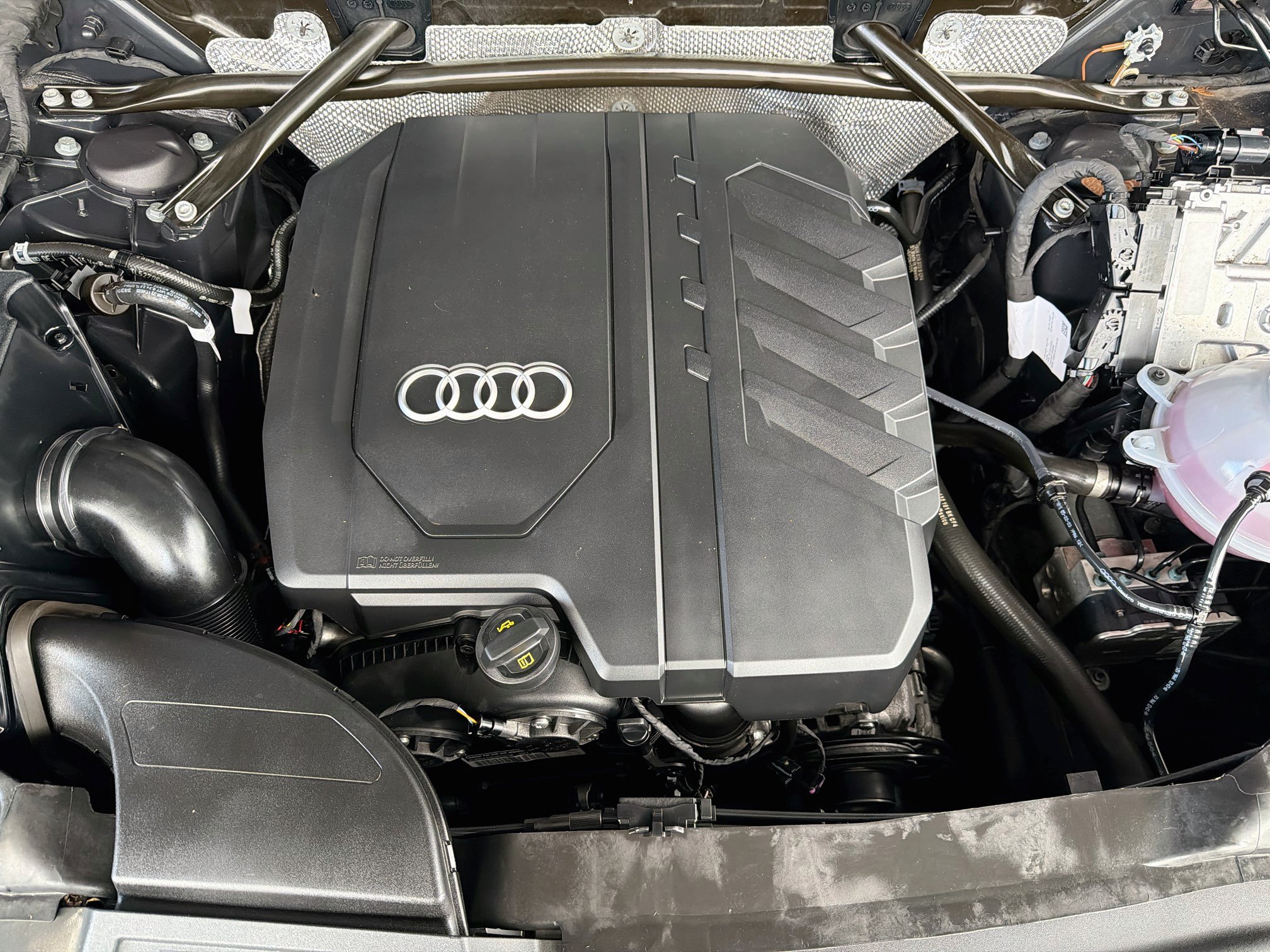 Used 2024 Audi Q5 2.0T Premium Plus w/ Premium Plus Package AWD/4WD image 32