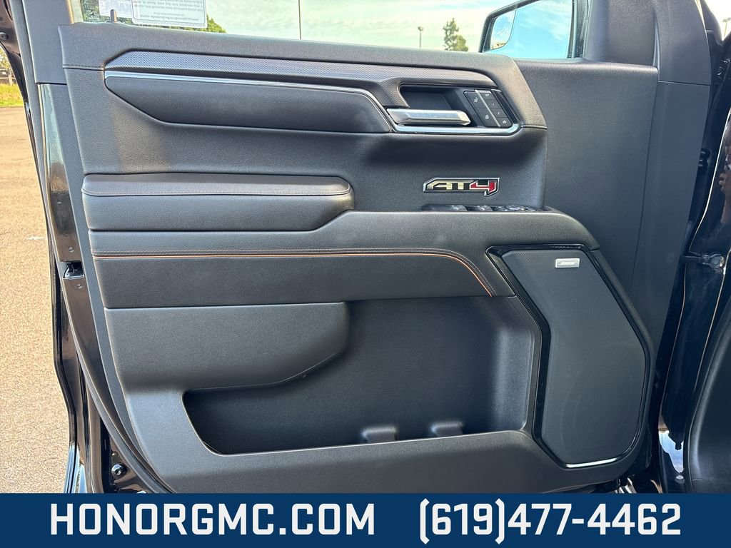 Used 2022 GMC Sierra 1500 AT4 image 16