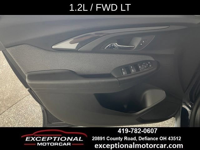 Used 2021 Chevrolet TrailBlazer LT w/ Premium Seating Package FWD image 34