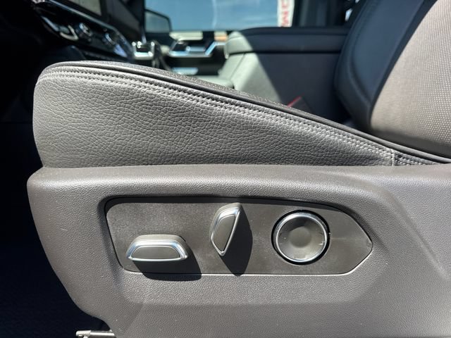 Used 2024 GMC Sierra 1500 Denali AWD/4WD image 14