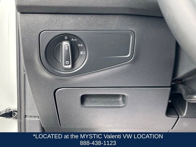 Certified 2023 Volkswagen Tiguan SE w/ Panoramic Sunroof Package AWD/4WD image 36