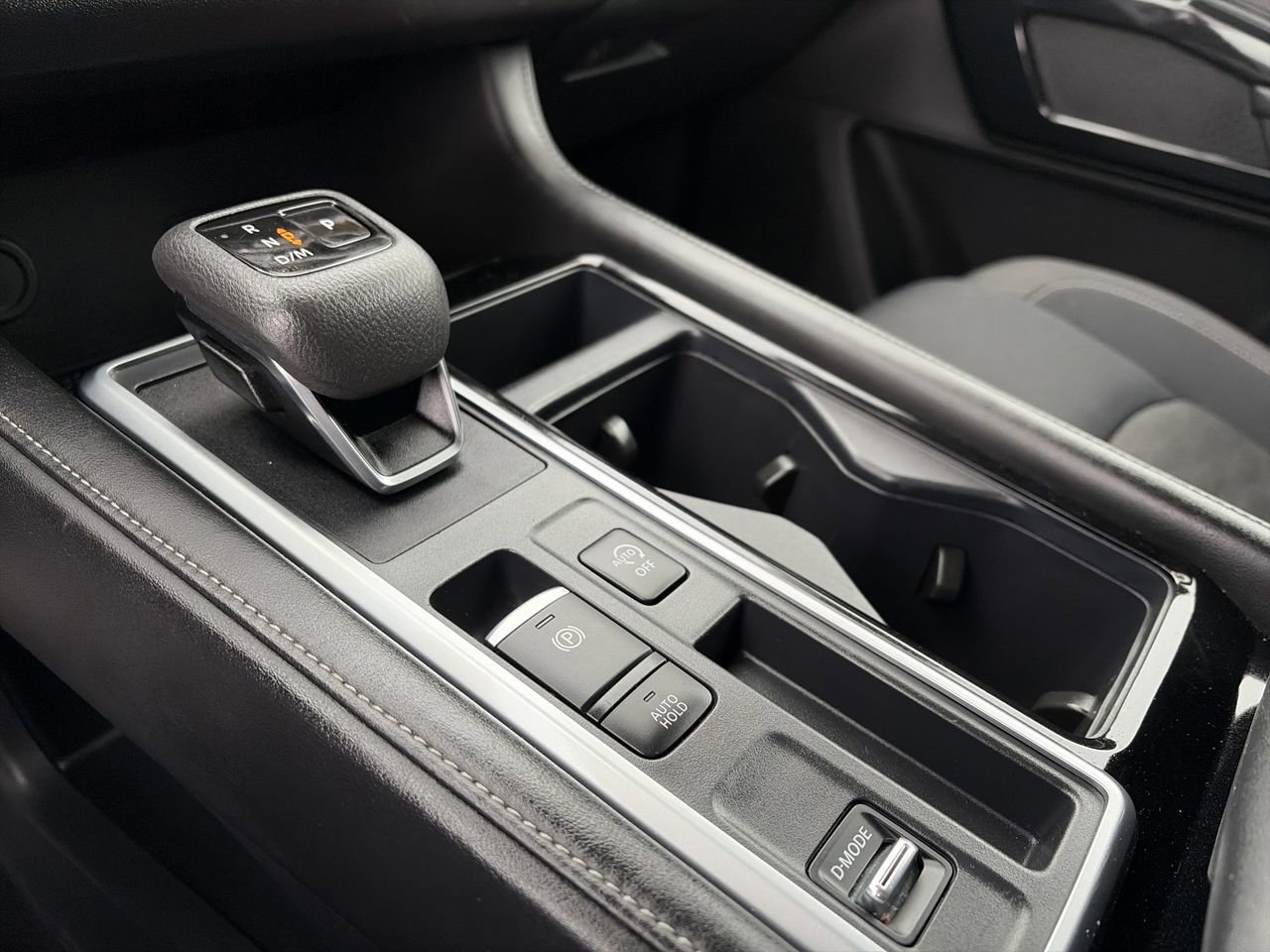 Certified 2024 Nissan Pathfinder SV image 17