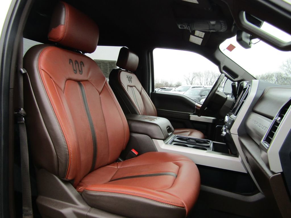 Used 2022 Ford F250 King Ranch w/ Chrome Package image 16