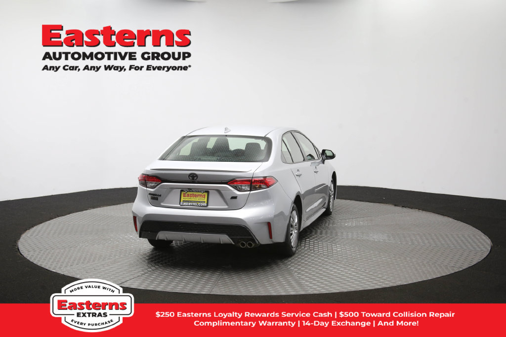 Used 2022 Toyota Corolla SE FWD image 37