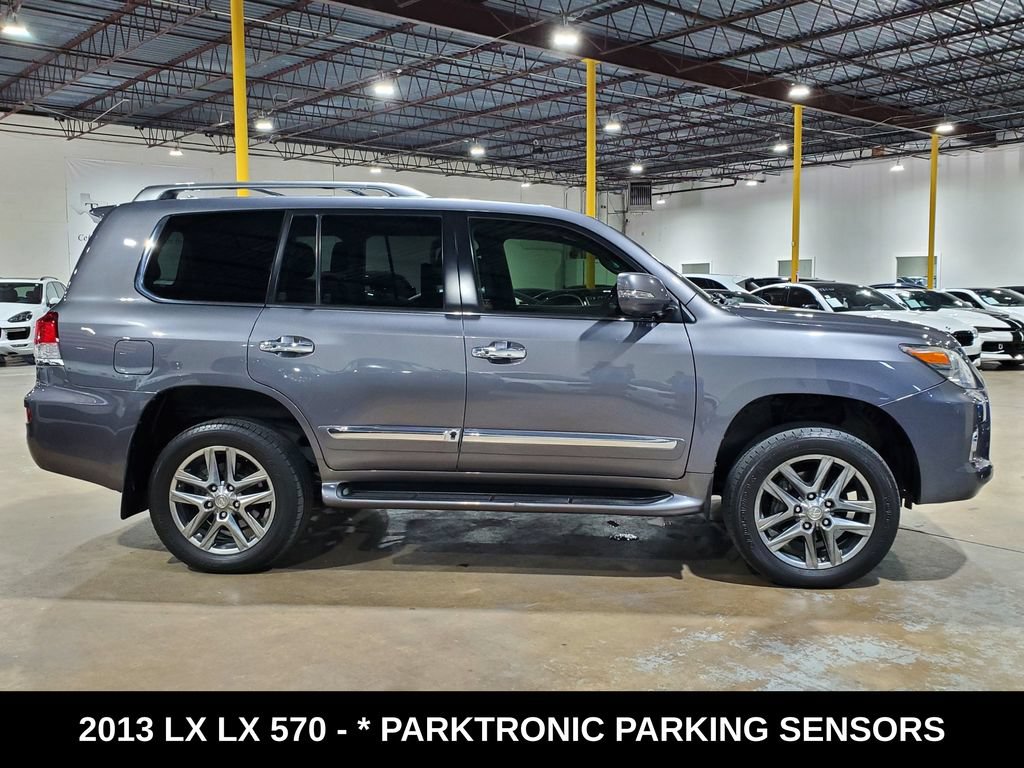 Used 2013 Lexus LX 570 4WD w/ Luxury Pkg image 5