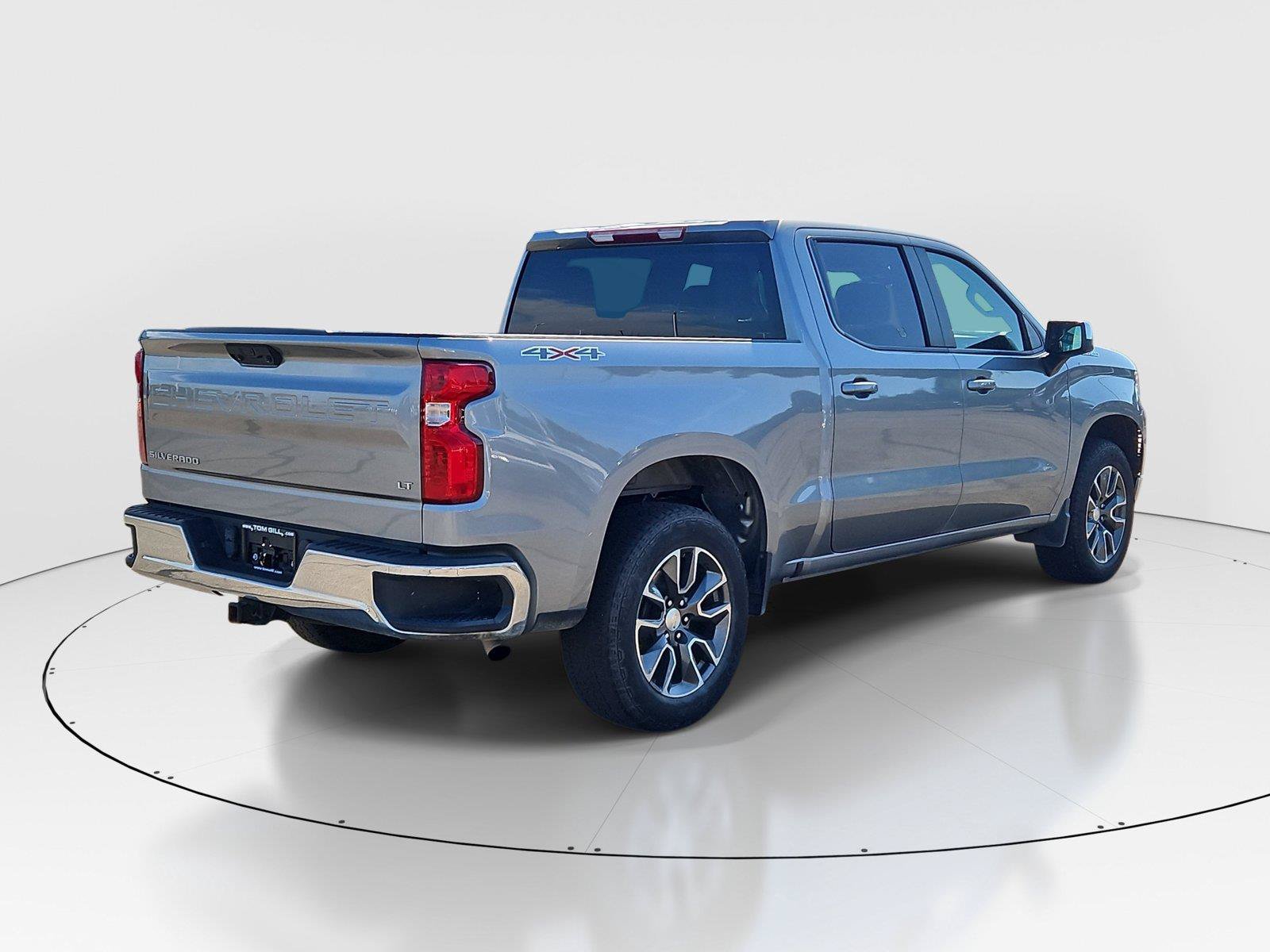 Used 2023 Chevrolet Silverado 1500 LT AWD/4WD image 4