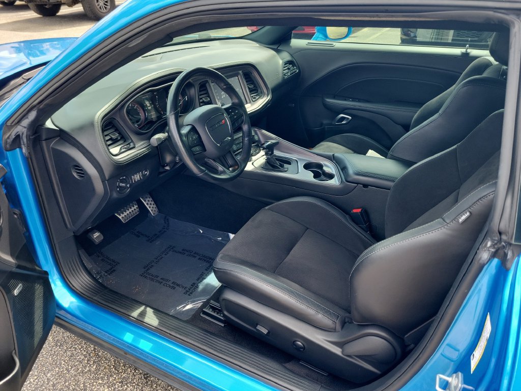 Used 2023 Dodge Challenger R/T w/ Plus Package RWD image 9