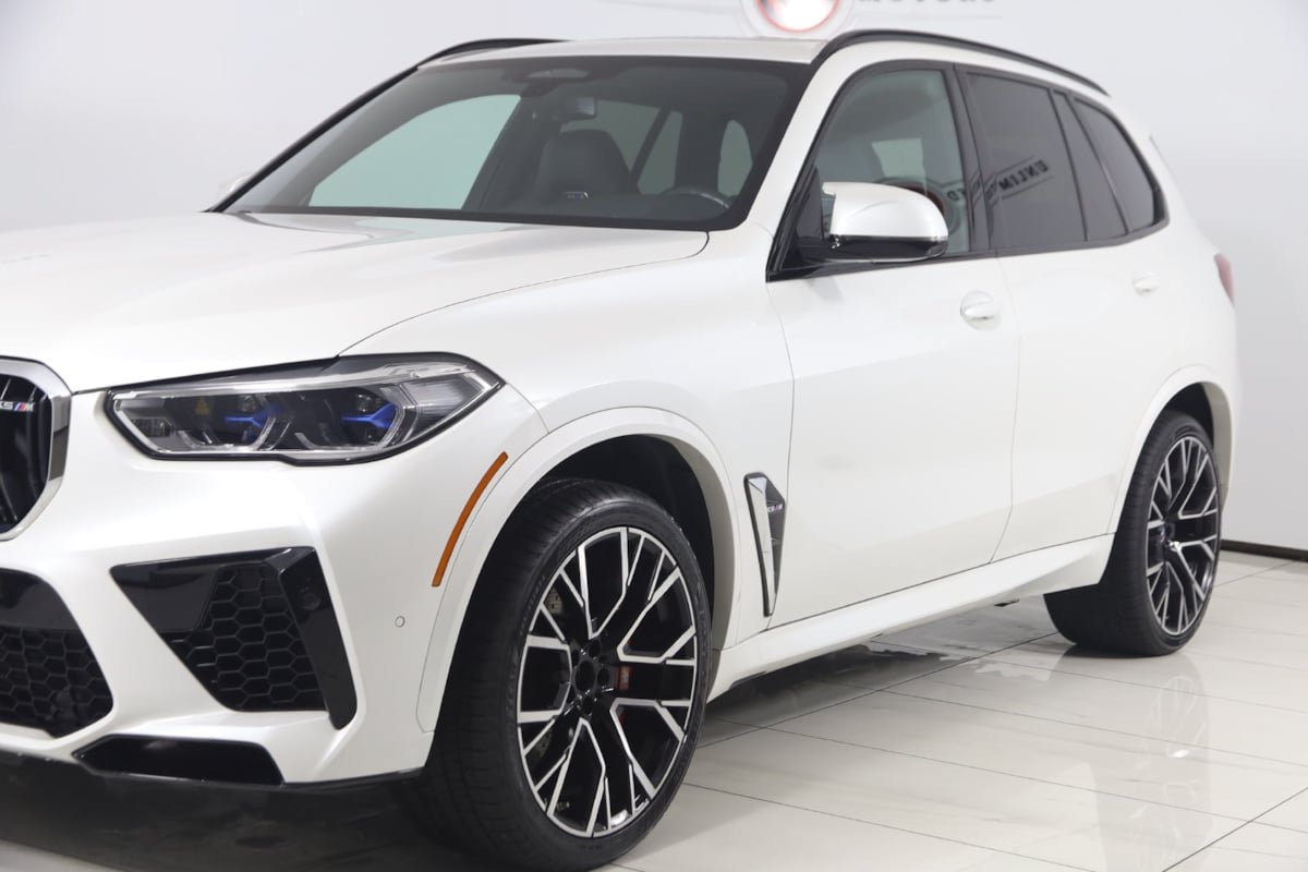 Used 2023 BMW X5 M w/ Executive Package AWD/4WD image 61