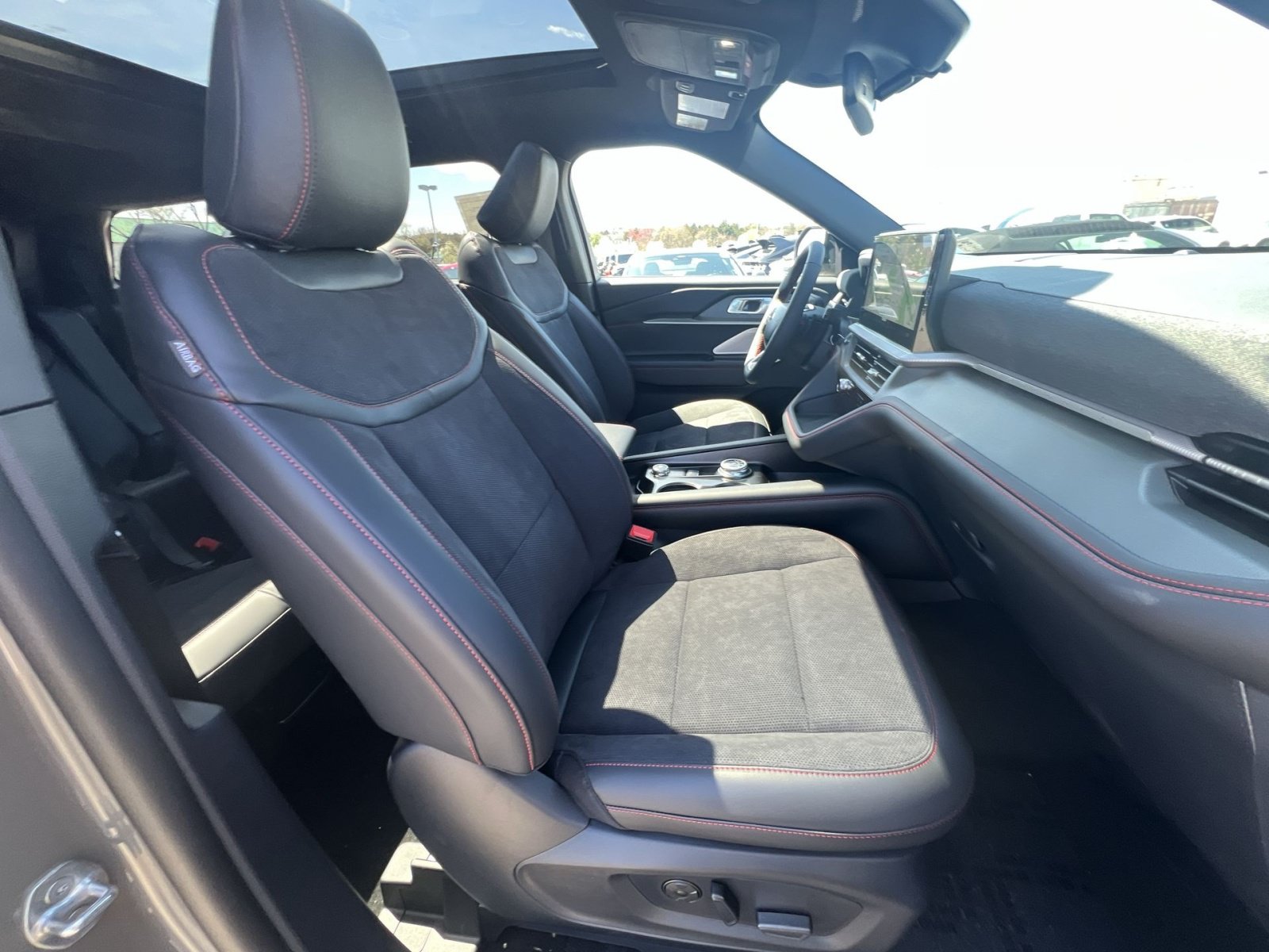 New 2026 Ford Explorer ST w/ Sun And Sound Package AWD/4WD image 36