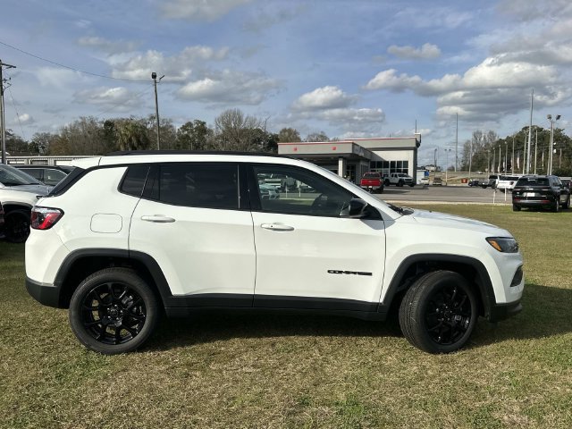 New 2026 Jeep Compass Latitude AWD/4WD image 7