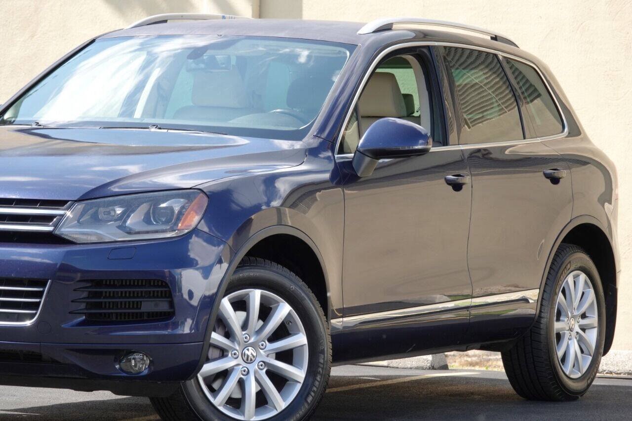 Used 2012 Volkswagen Touareg Sport AWD/4WD image 72