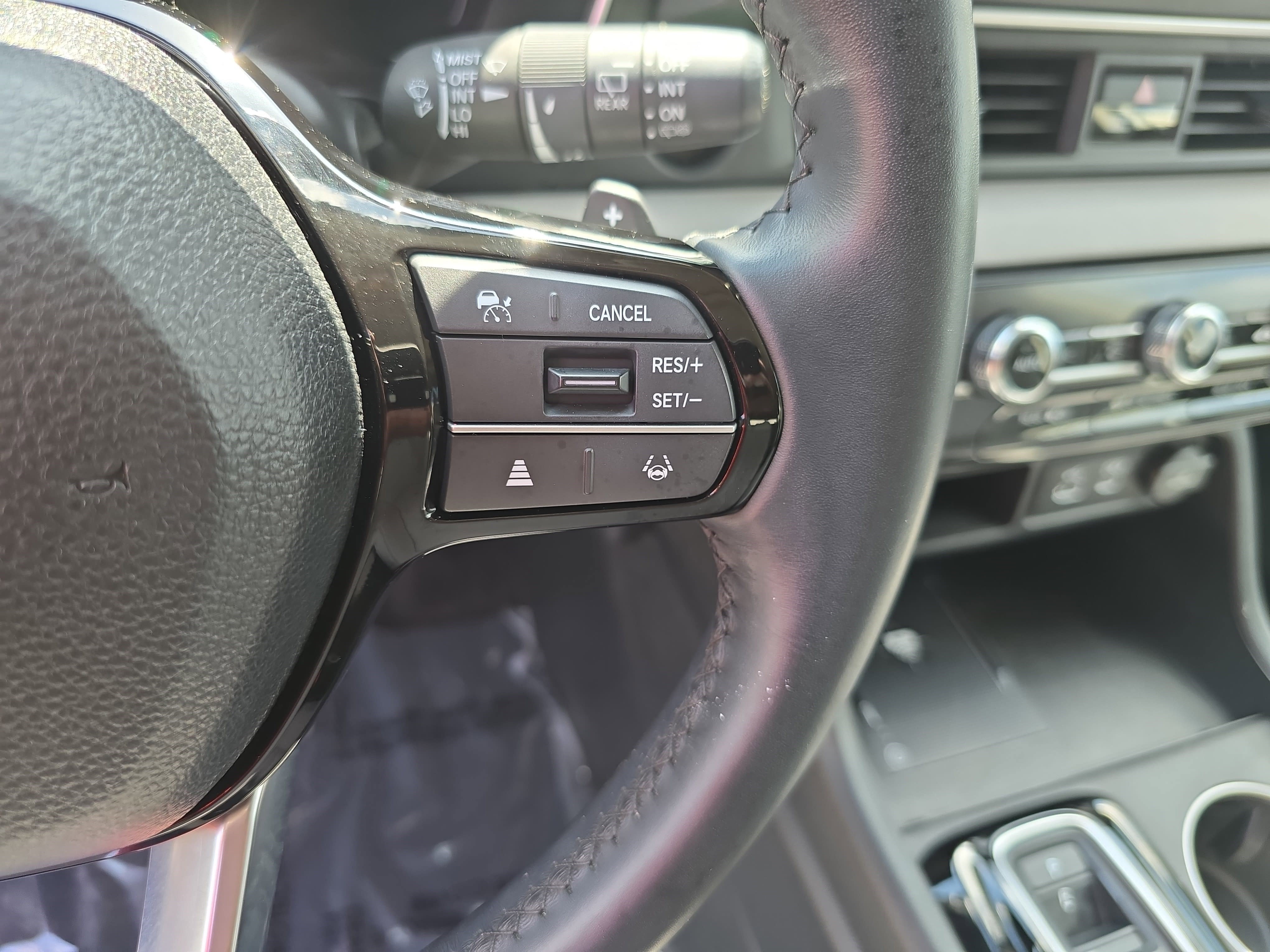 Used 2025 Honda Pilot Touring image 20