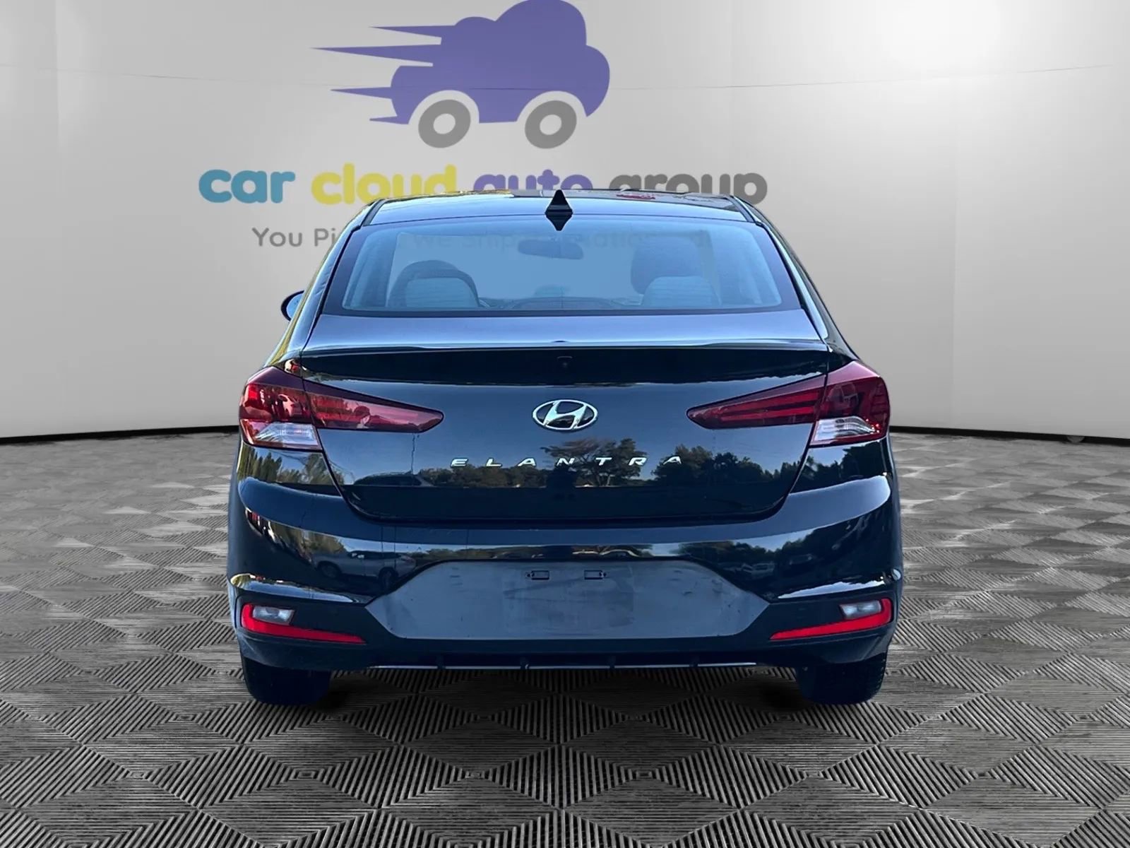 Used 2020 Hyundai Elantra SEL image 4