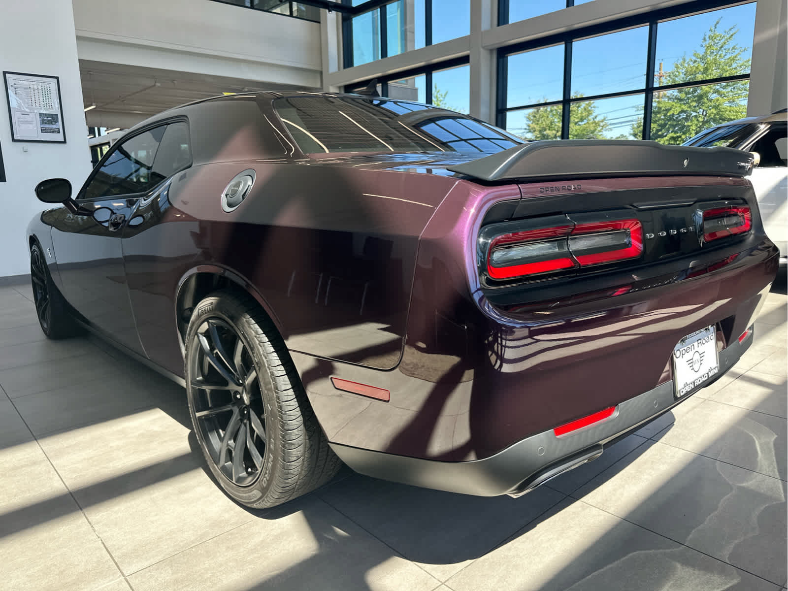 Used 2022 Dodge Challenger R/T Scat Pack w/ Shaker Package RWD image 17