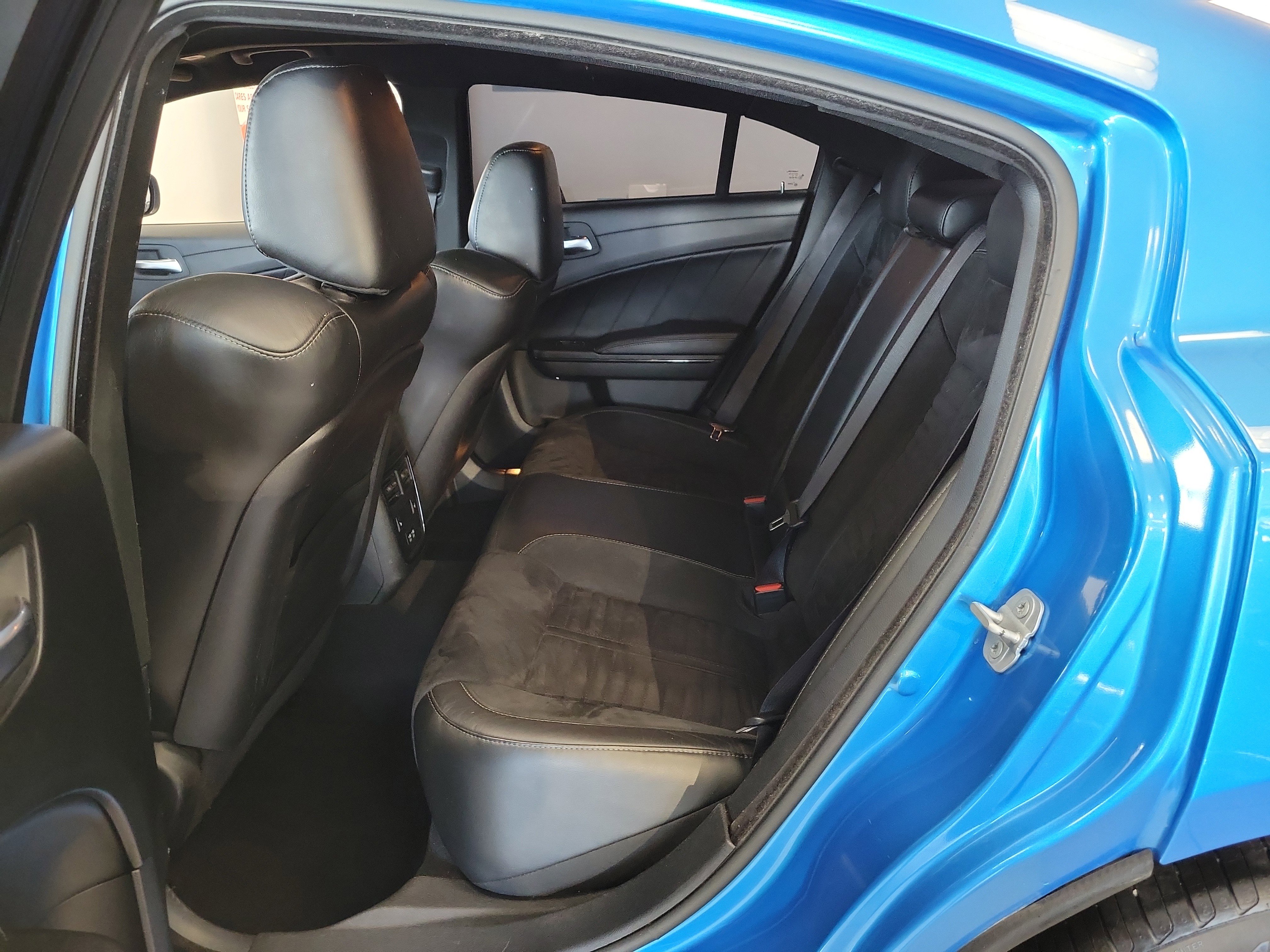 Used 2019 Dodge Charger R/T w/ Daytona Edition RWD image 12