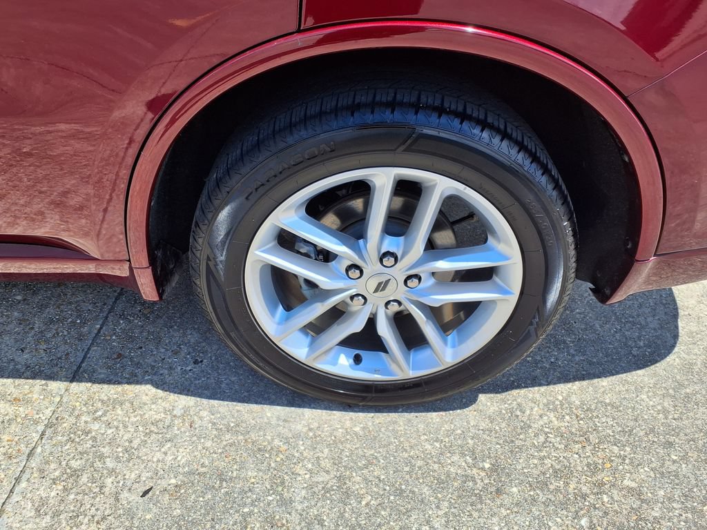 Used 2024 Dodge Durango GT RWD image 11