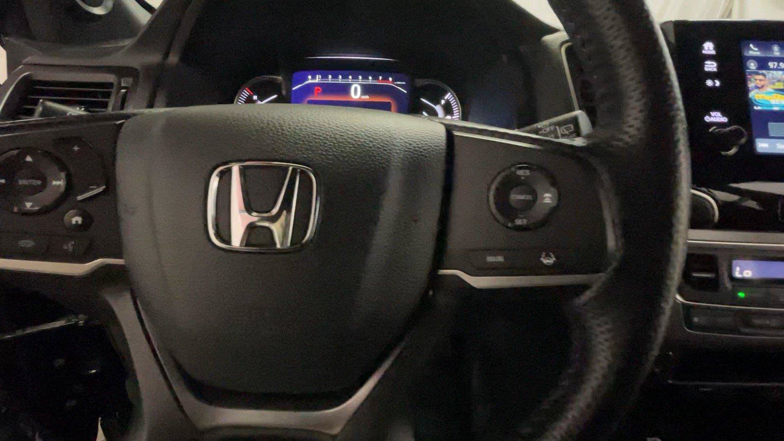Certified 2025 Honda Passport EX-L image 35