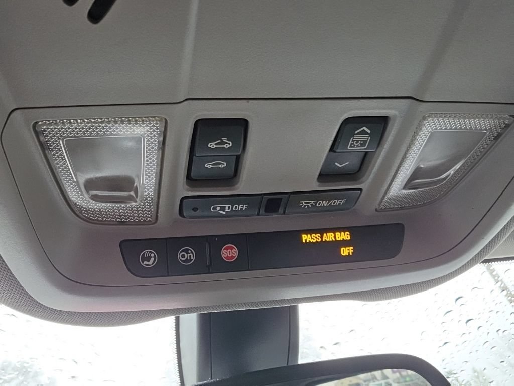Used 2018 GMC Terrain SLE w/ Driver Convenience Package FWD image 19