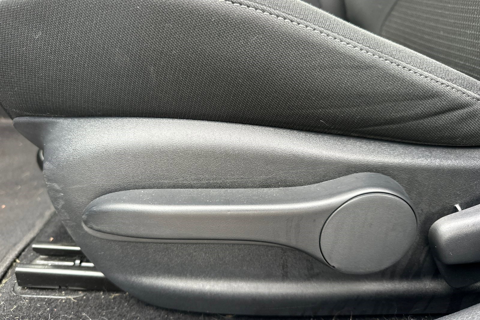 Used 2018 Nissan Sentra S image 14