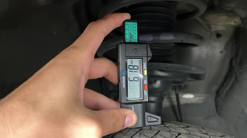 Used 2023 Subaru Outback Premium AWD/4WD image 44
