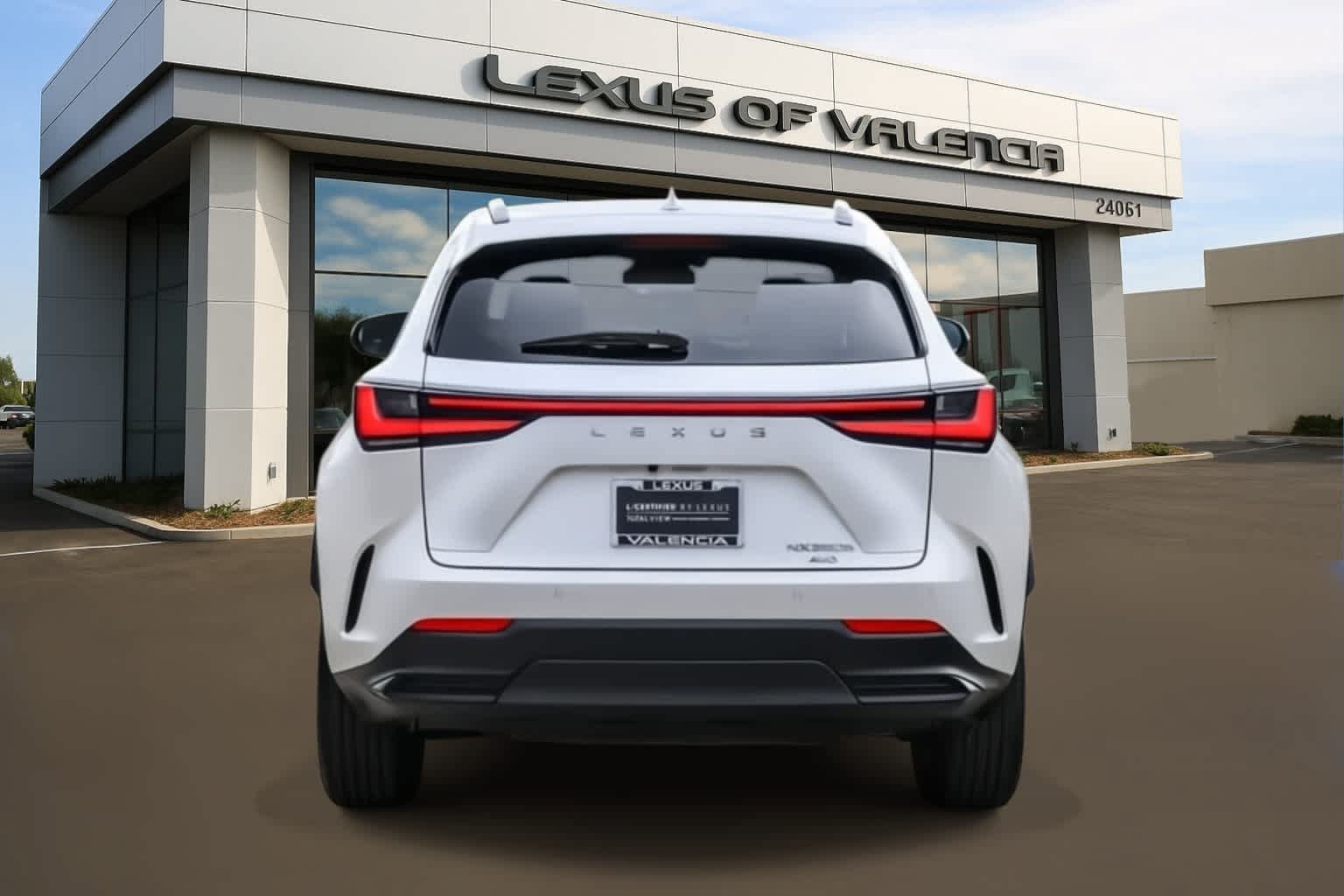 Used 2024 Lexus NX 350h AWD w/ Vision Package image 3