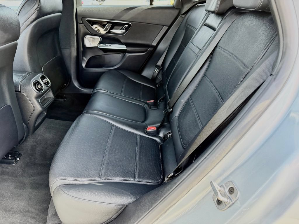 Certified 2026 Mercedes-Benz GLC 300 4MATIC image 32