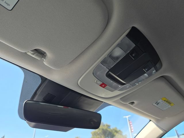 Certified 2025 Kia Sorento EX AWD/4WD image 18