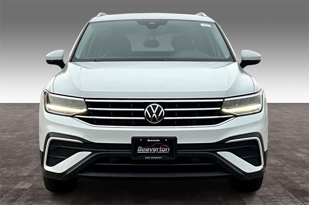 Used 2022 Volkswagen Tiguan SE image 3