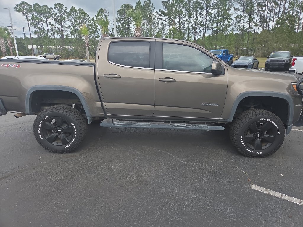 Used 2017 Chevrolet Colorado LT w/ LT Convenience Package image 7