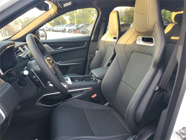 New 2026 Jaguar F-PACE R-Dynamic S image 20