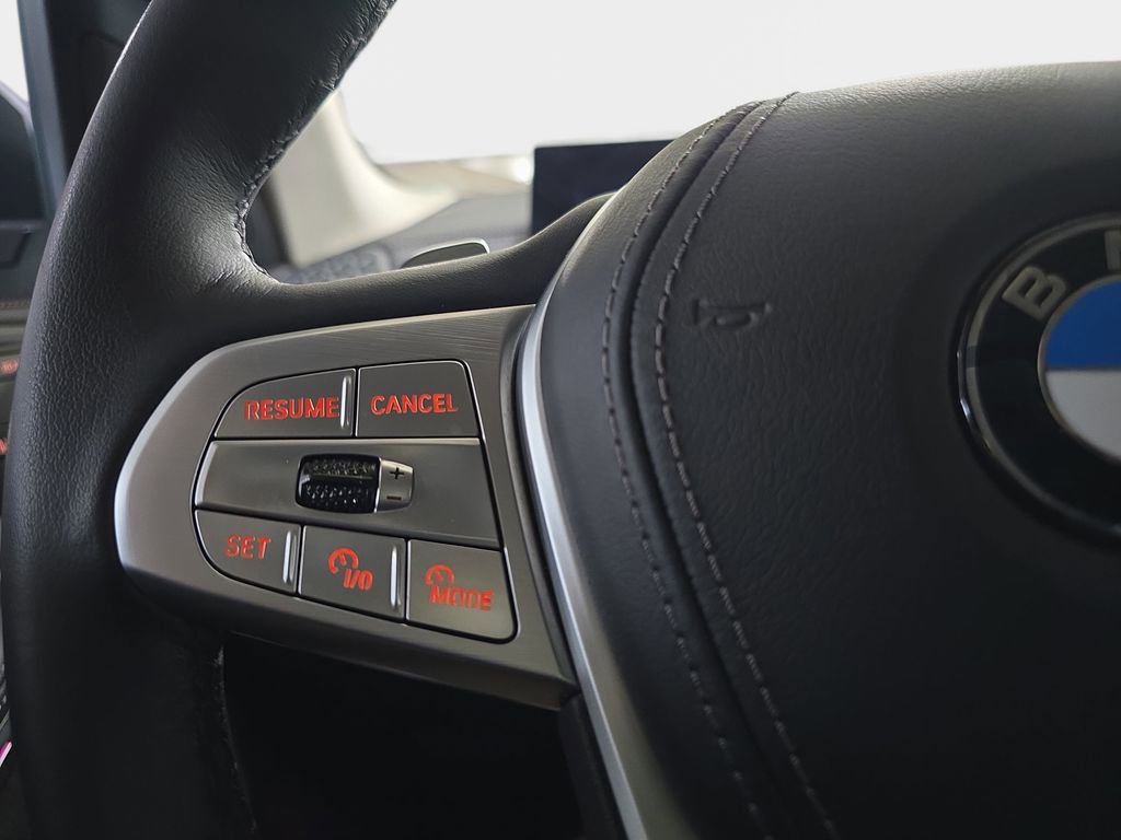 Certified 2024 BMW X7 xDrive40i image 17