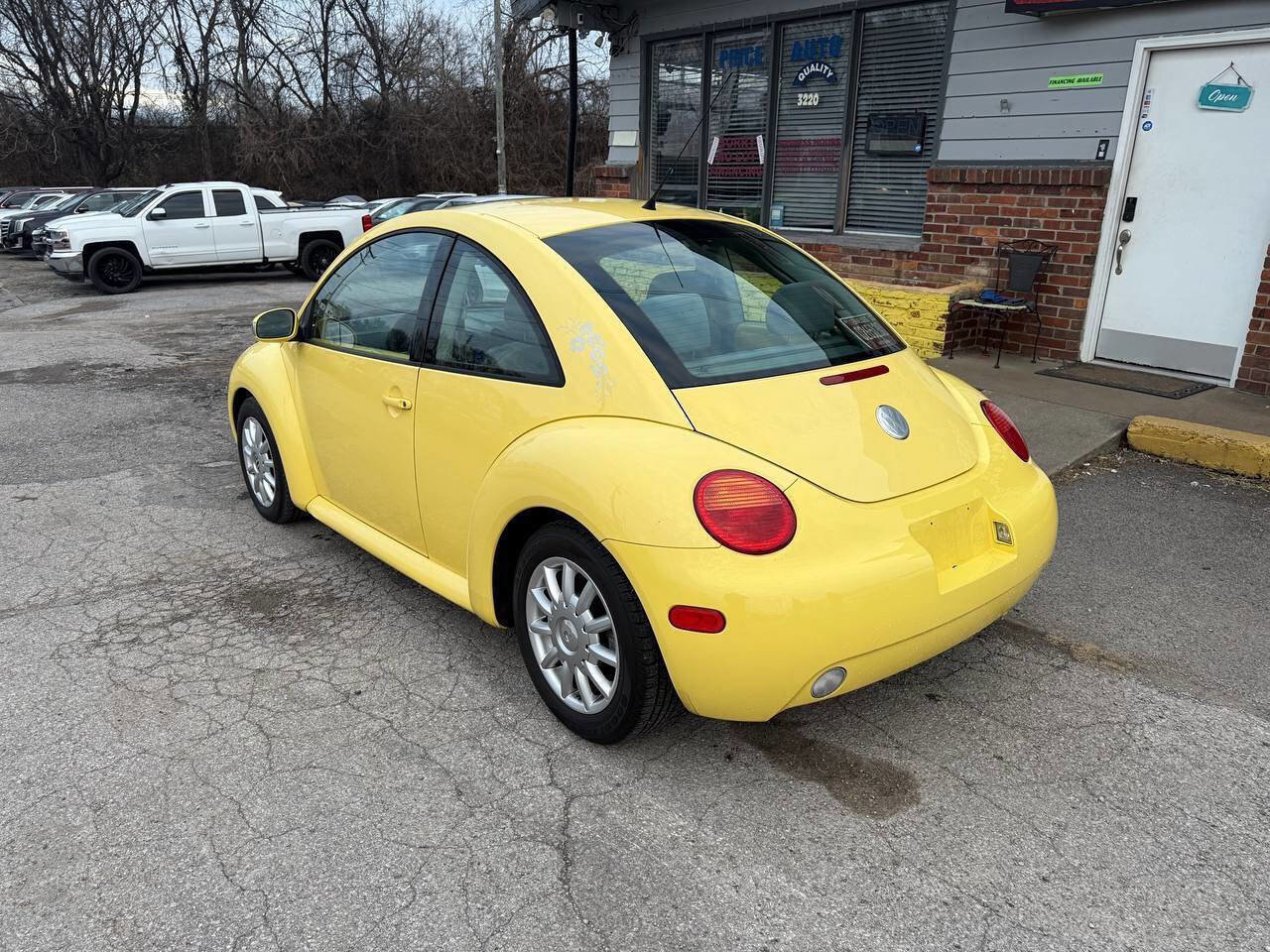 Used 2004 Volkswagen Beetle GLS image 3