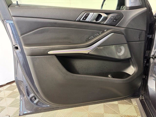 Used 2021 BMW X5 M50i w/ Executive Package AWD/4WD image 10