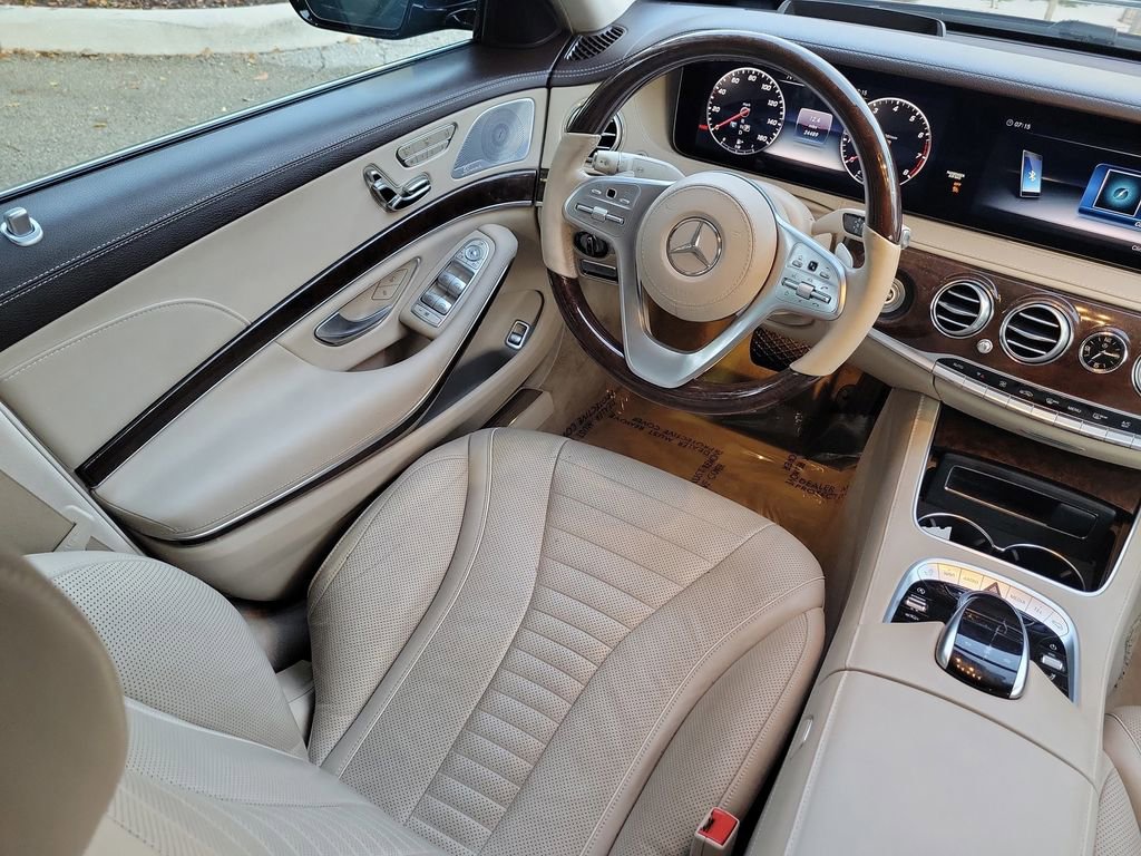 Used 2018 Mercedes-Benz S 560 Sedan image 19